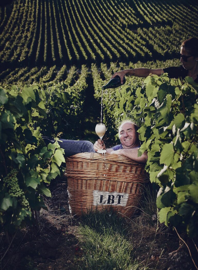 Reportage photo vigneron hotte vendange lbt – Agence Arbane, création graphique et web